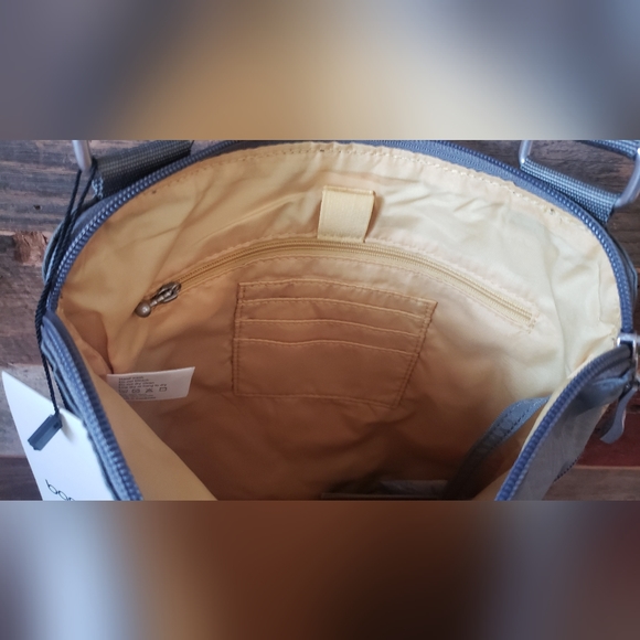 New baggallini purse - Picture 2 of 5